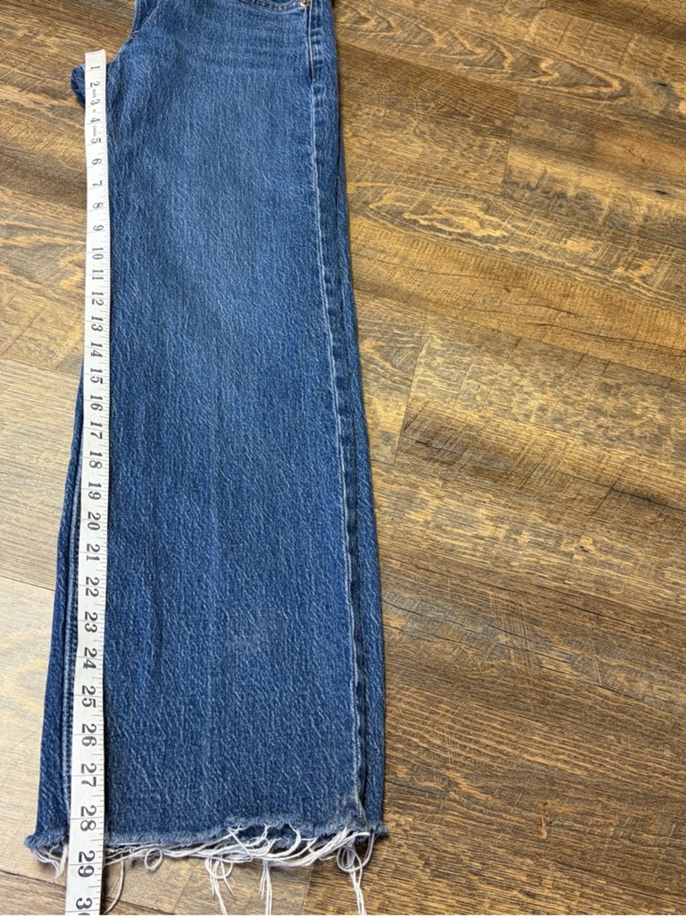 Abercrombie & Fitch 90s Relaxed High Rise Jeans Womens 26 Short Raw Hem Straight - Picture 8 of 11